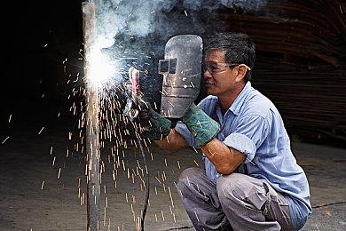 《暗黑地牢2》发售宣传片 正式版新增内容公开